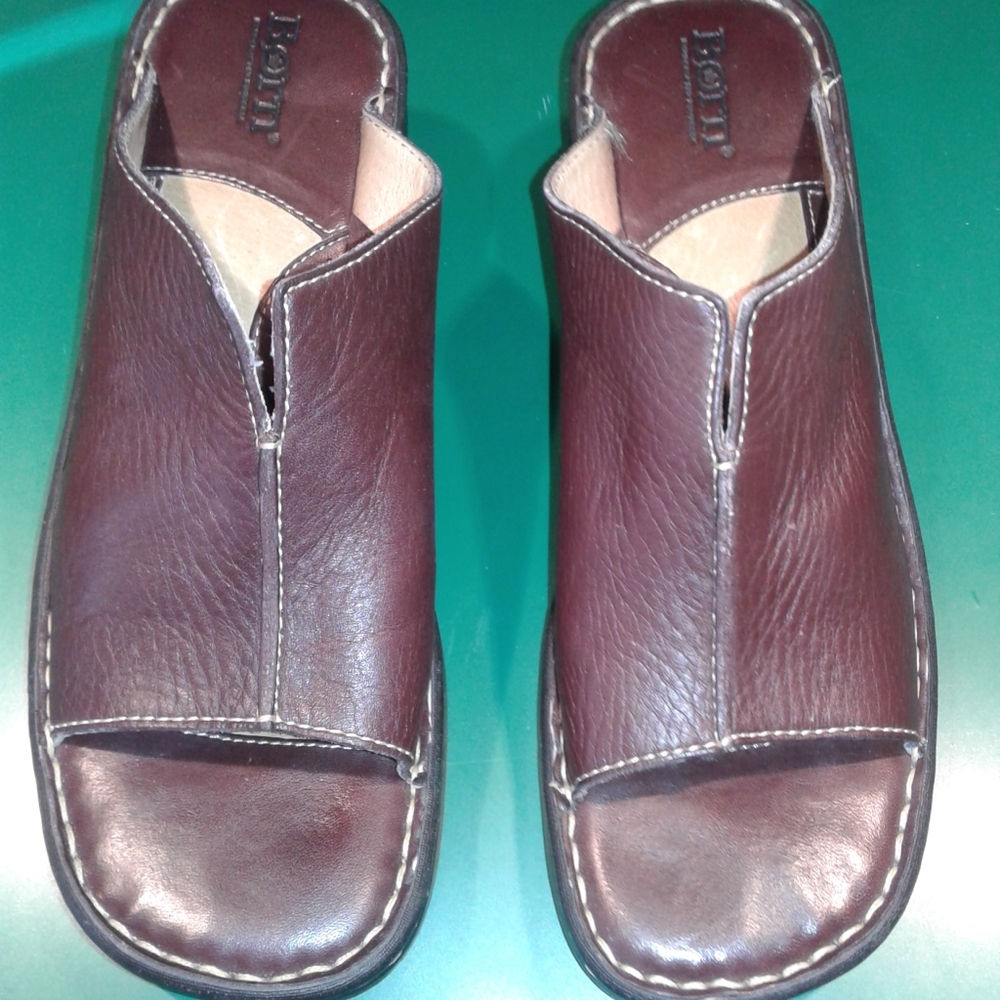 Born  sandals